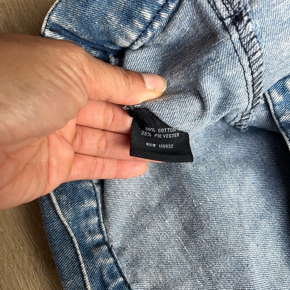 Fall Out Boy Band Merch Patch Denim Vest Collared Jacket Light Wash Size M - Picture 6 of 7